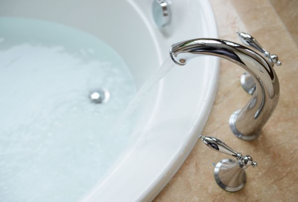 Cost of Tub Faucet Replacement in Vancouver